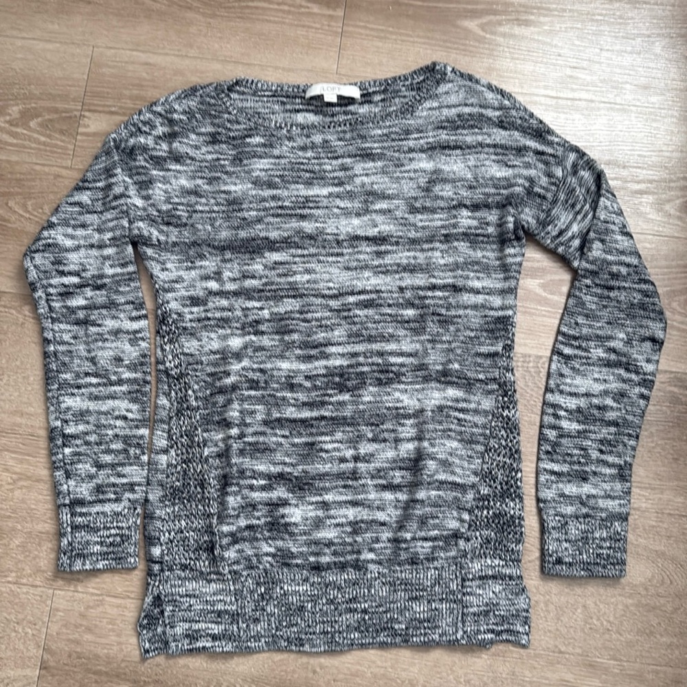 Loft sweater - Picture 1 of 4